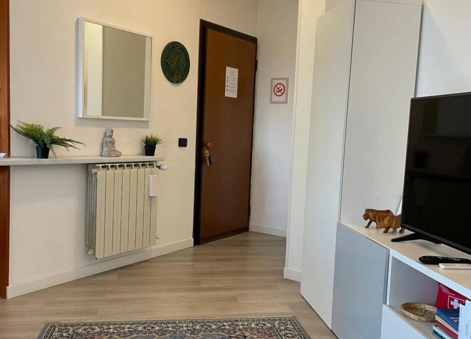 Apartment Bnbook Bilo Malpensa 2 Cardano Al Campo Italy